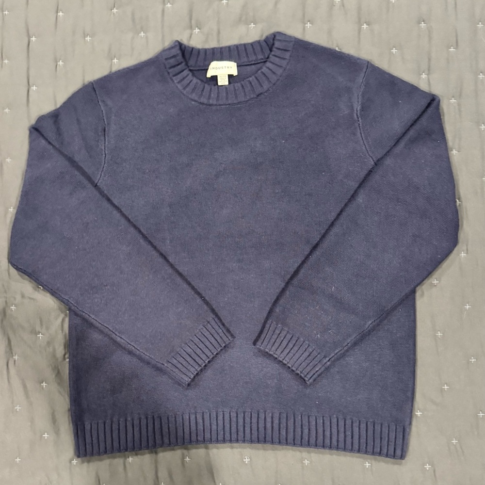Men’s Crewneck Sweater in Navy Blue